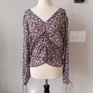NWT! V-Neck Gather Front and Smocked Back Dainty Floral Top with Ties on Cuff